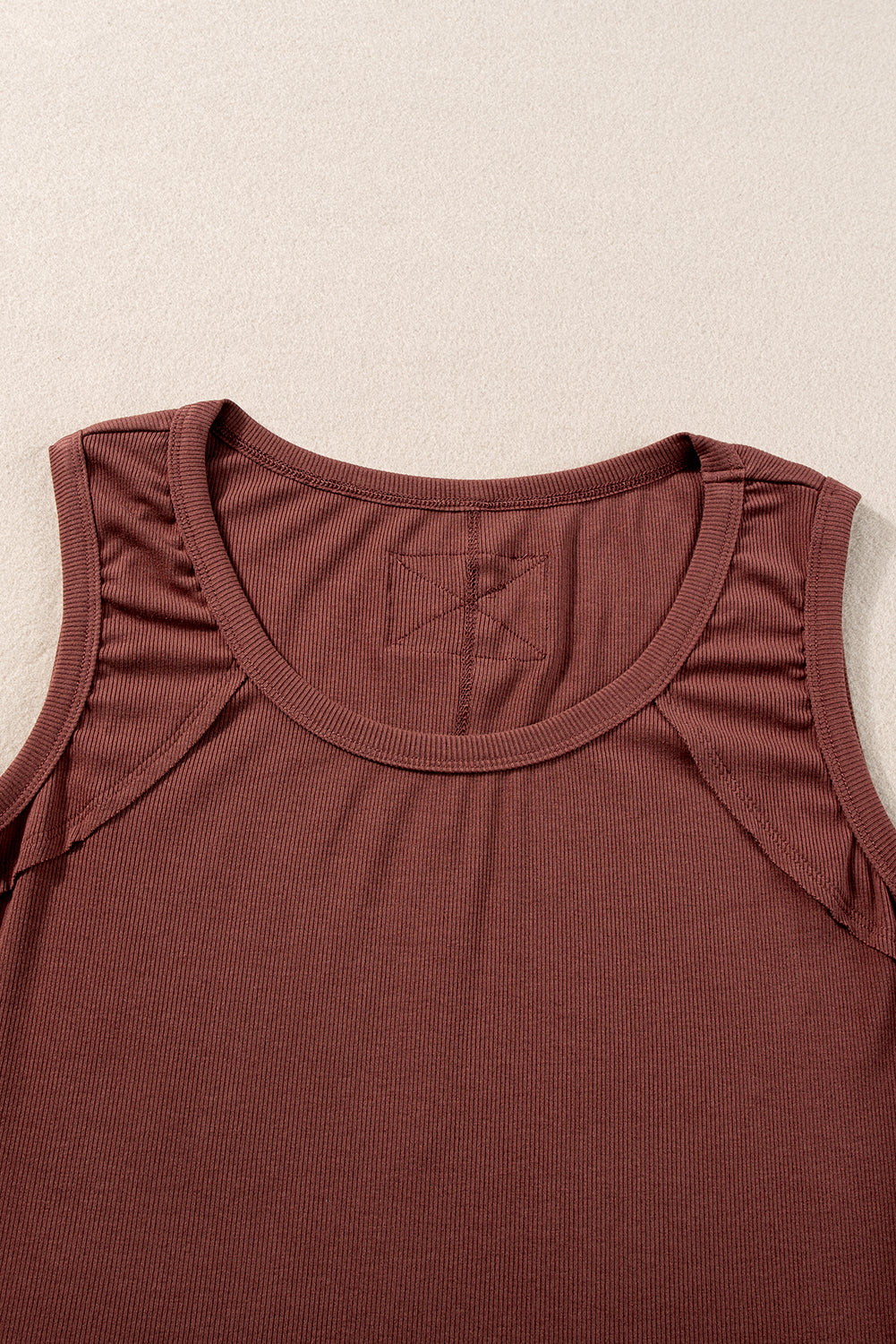 Ribbed Exposed Seam Cropped Tank Top | Coffee