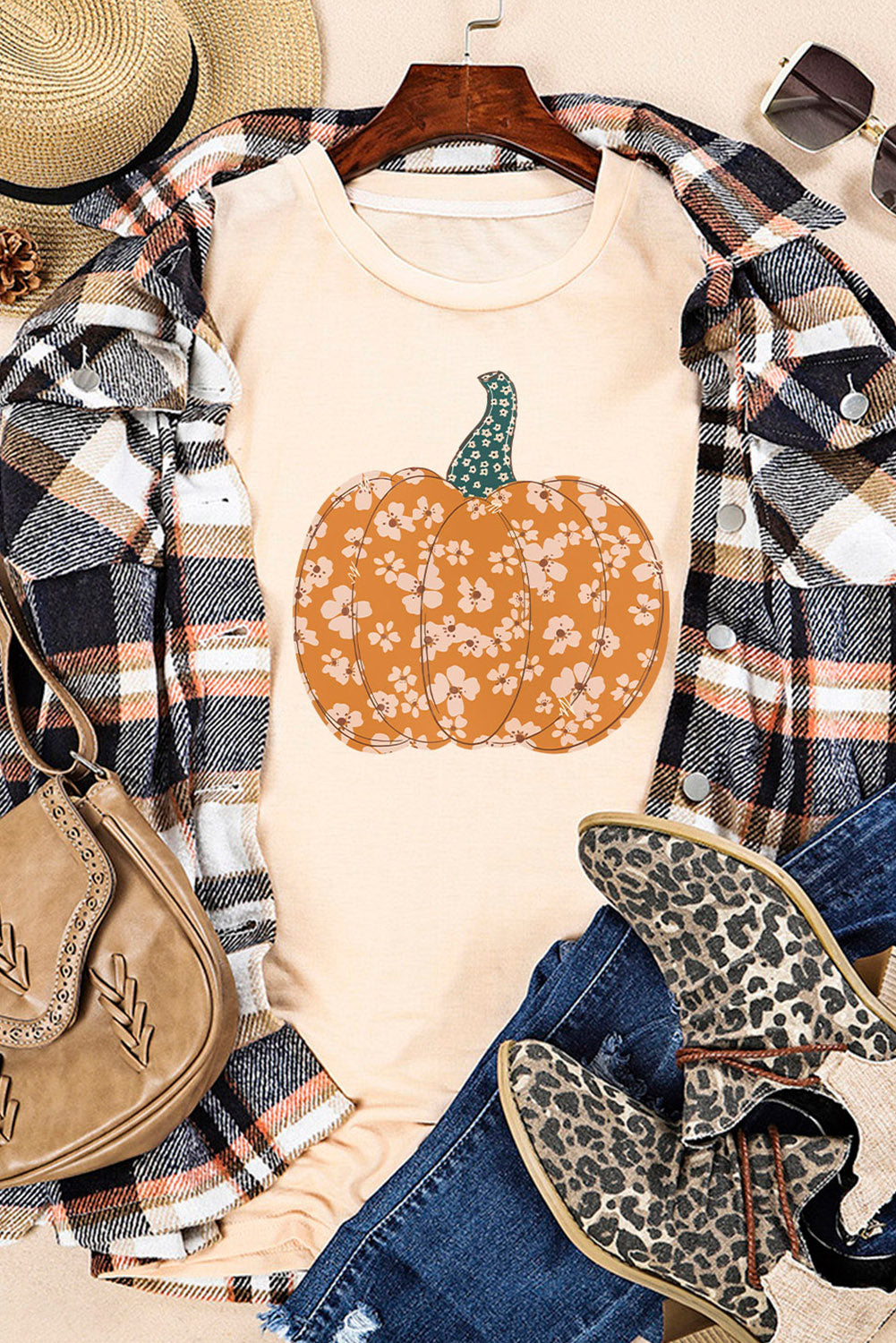 Sweet Floral Pumpkin Graphic Tee | Khaki