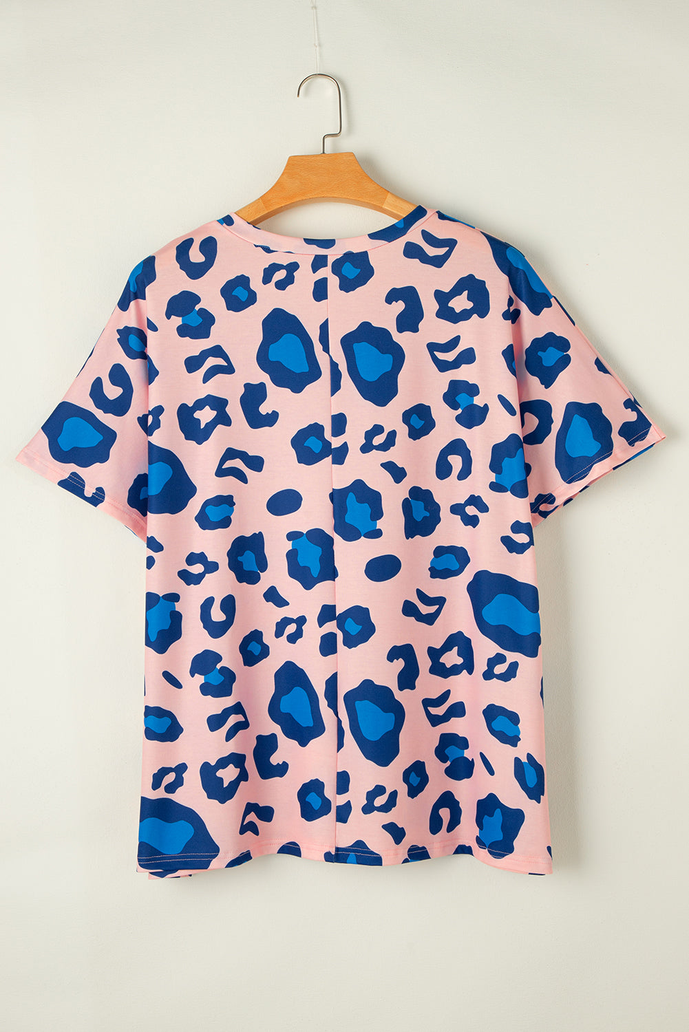 Leopard Print V Neck Plus Size Tee | Pink