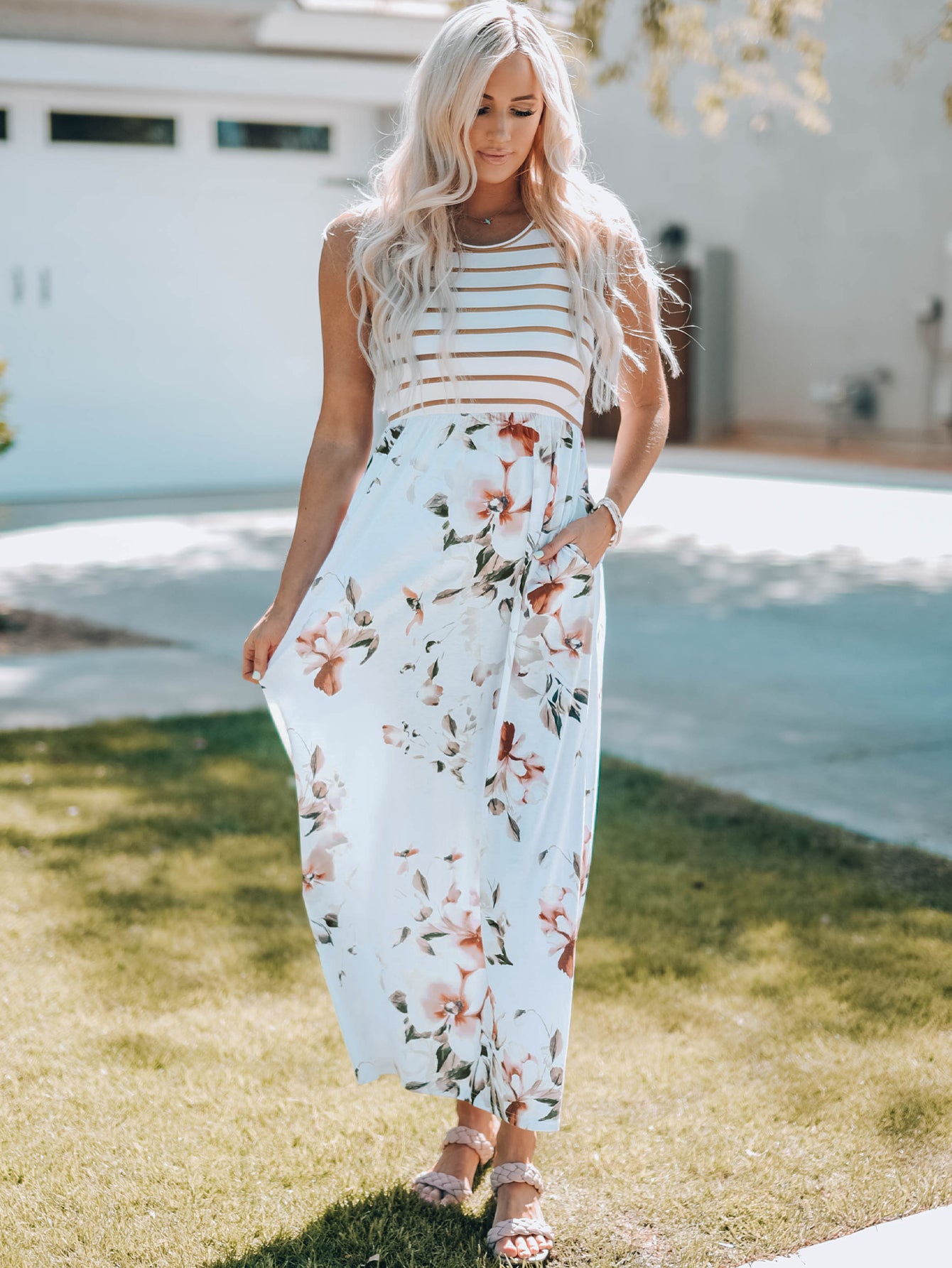 Striped Floral Print Sleeveless Maxi Dress With Pocket | White