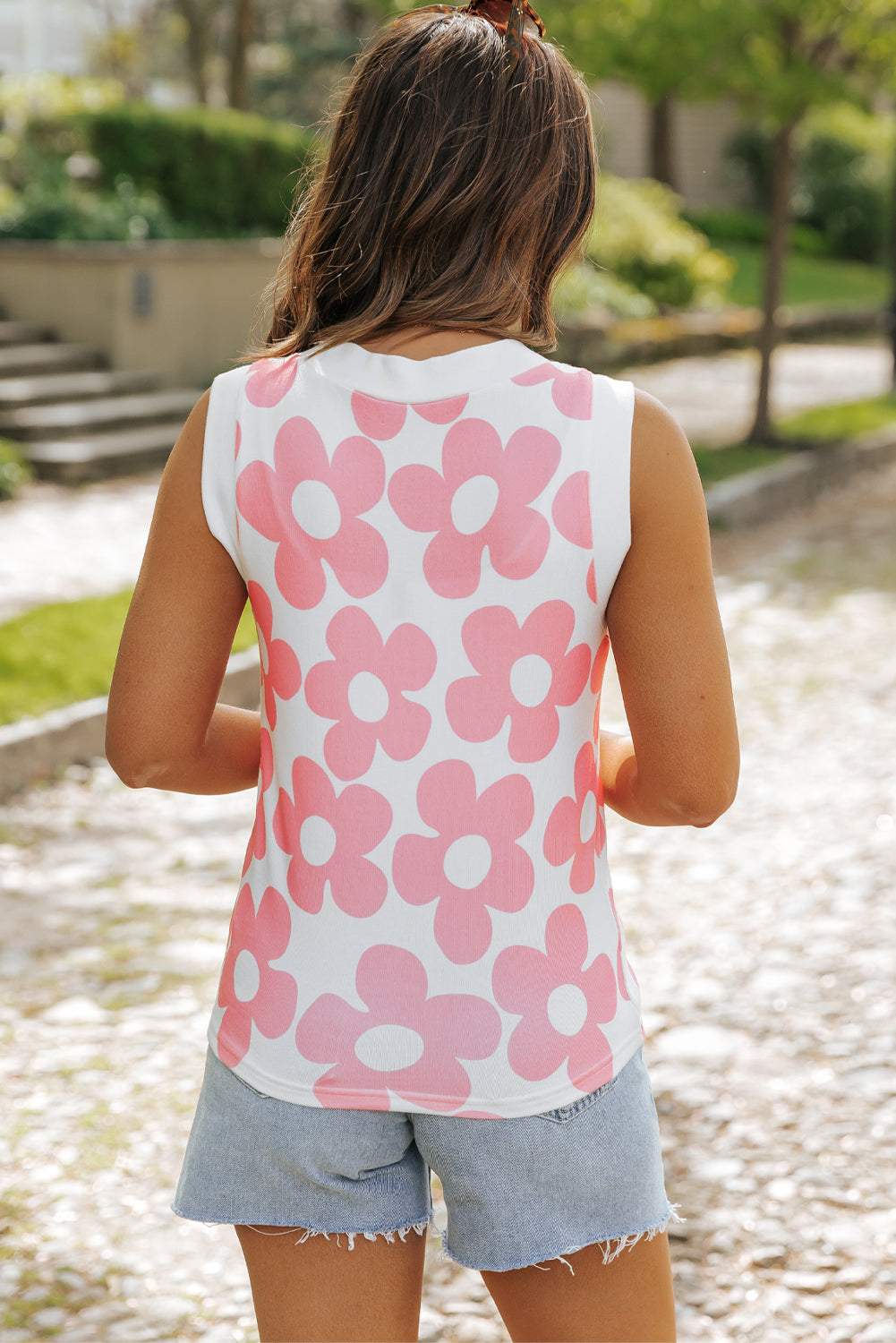 Cute Flower Knitted V Neck Tank Top | Pink