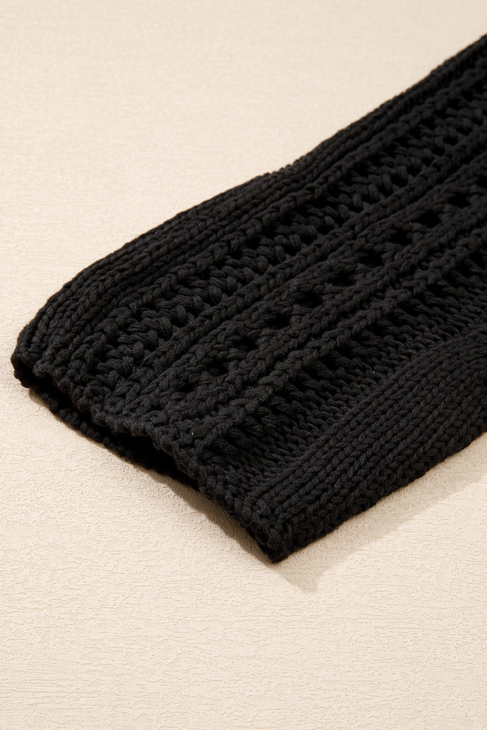 Hollow-Out Cable Knit Cropped Sweater | Black