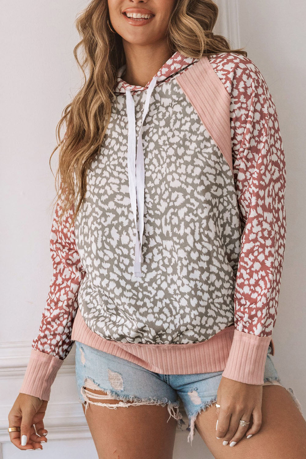 Leopard Long Sleeve Hooded Sweatshirt | Pink