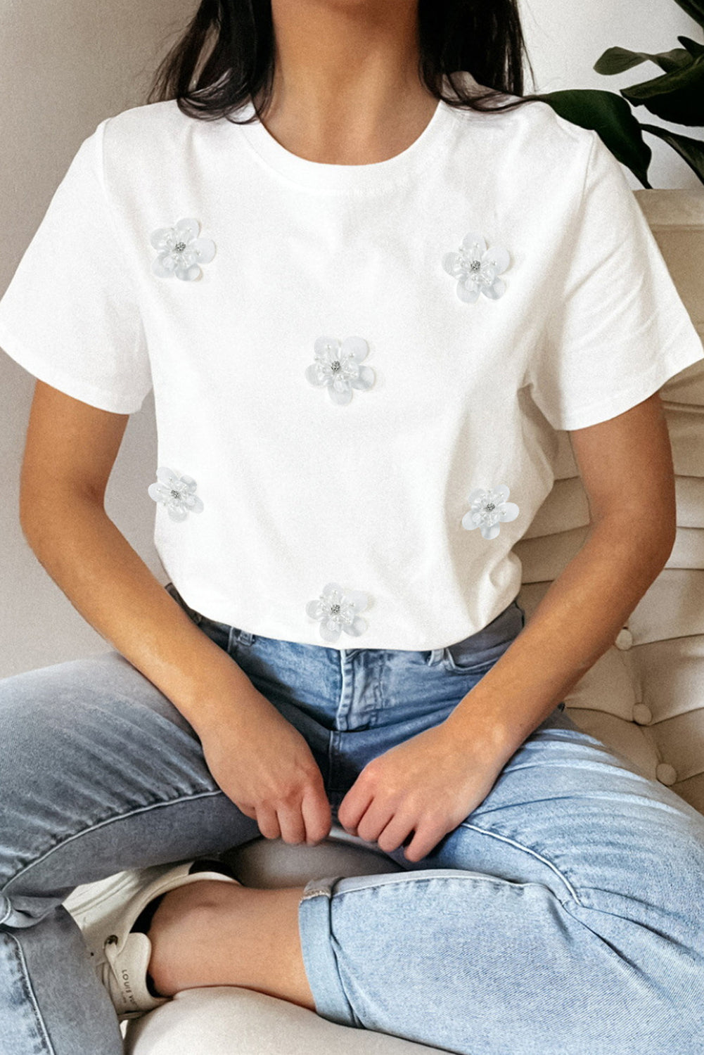 Flower Applique Round Neck T-Shirt | White