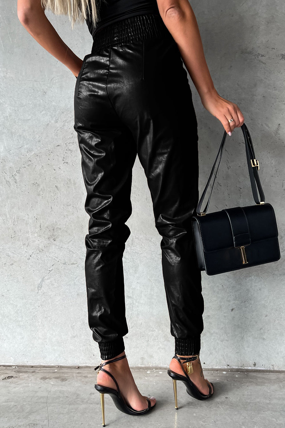 Smocked High-Waist Leather Skinny Pants | Black