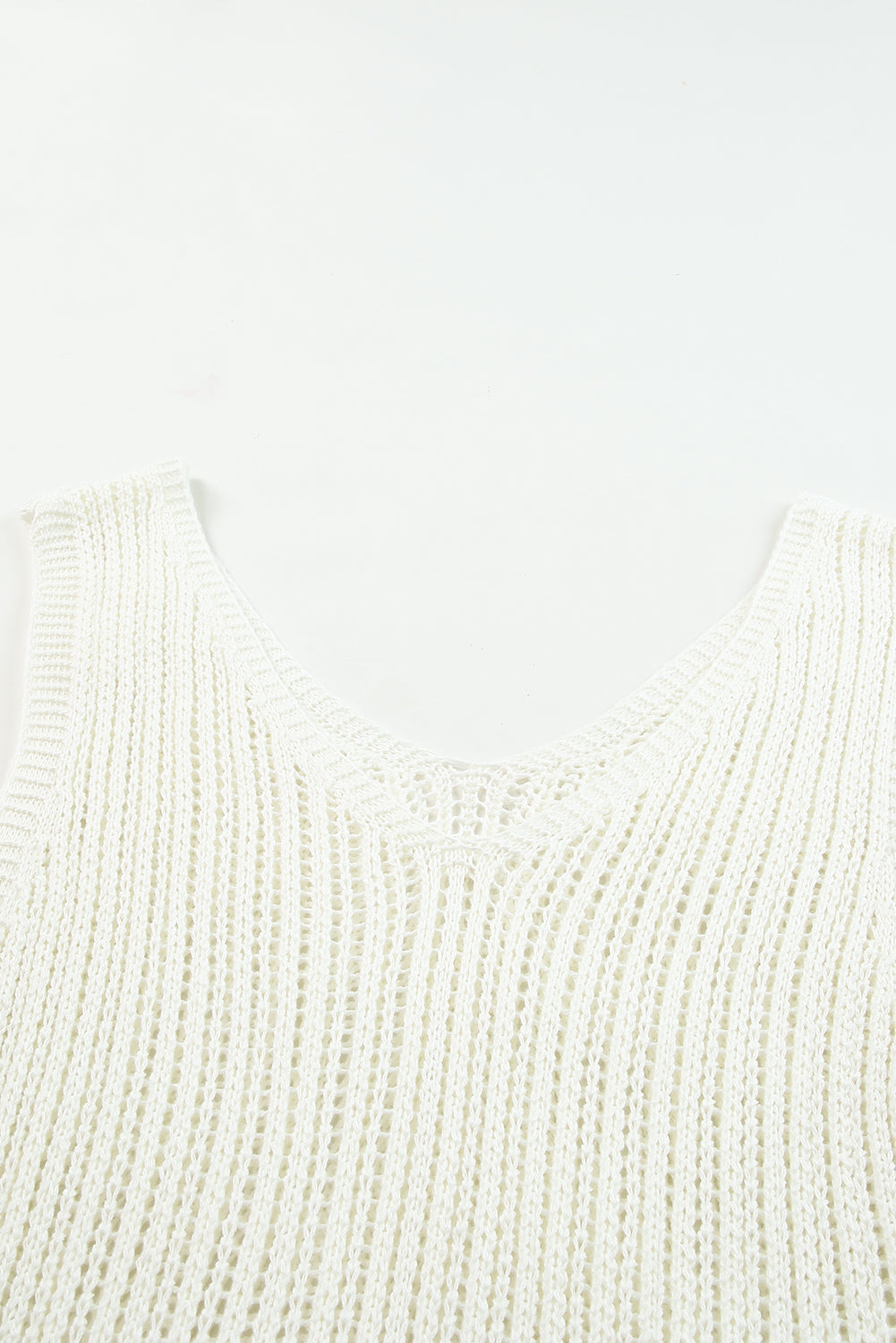 Hollowed Knit V Neck Tank Top | White