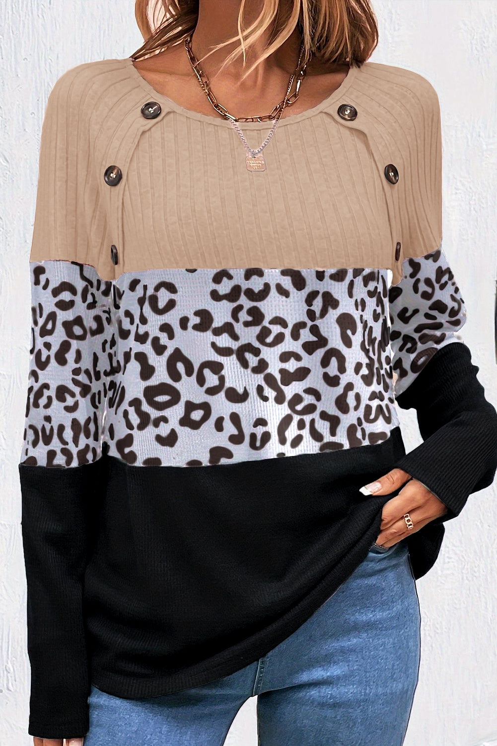 Cheetah Textured Patchwork Buttoned Round Neck T Shirt | Black