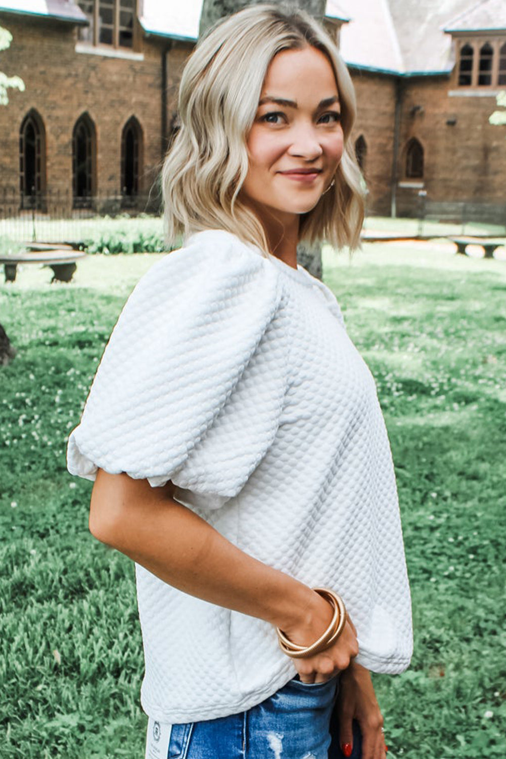 Solid Textured O Neck Puff Sleeve Blouse | White