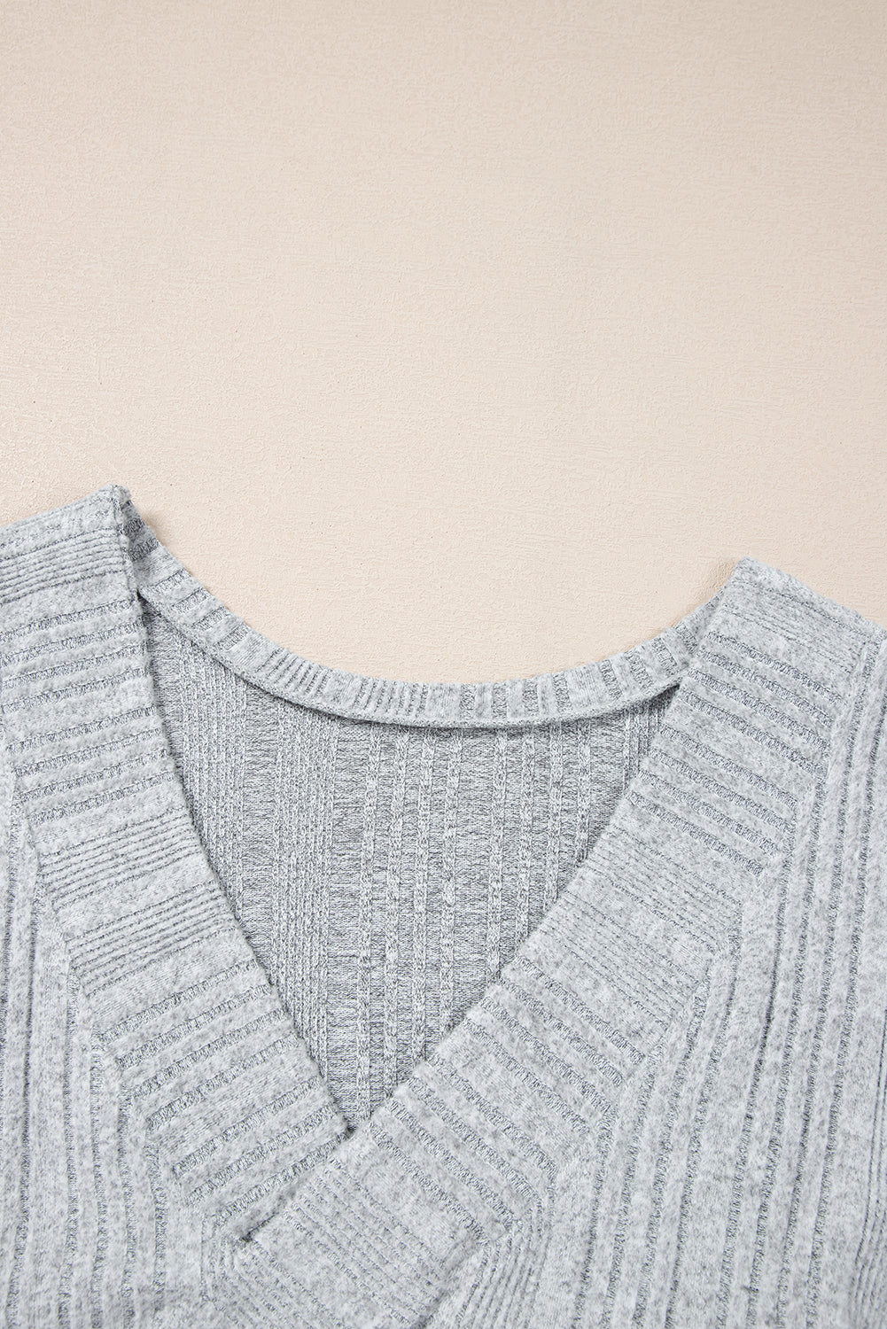 Textured Crossover Backless Knit Long Sleeve Top | Light Grey