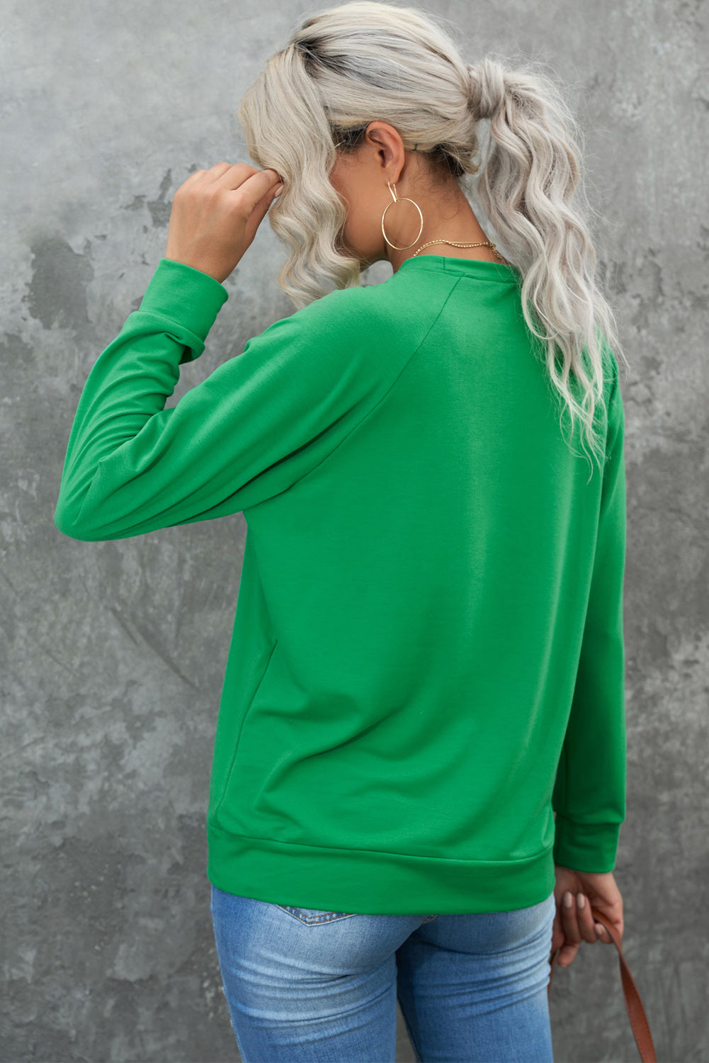 Lucky Glitter Graphic Raglan Sleeve Pullover Sweatshirt | Green