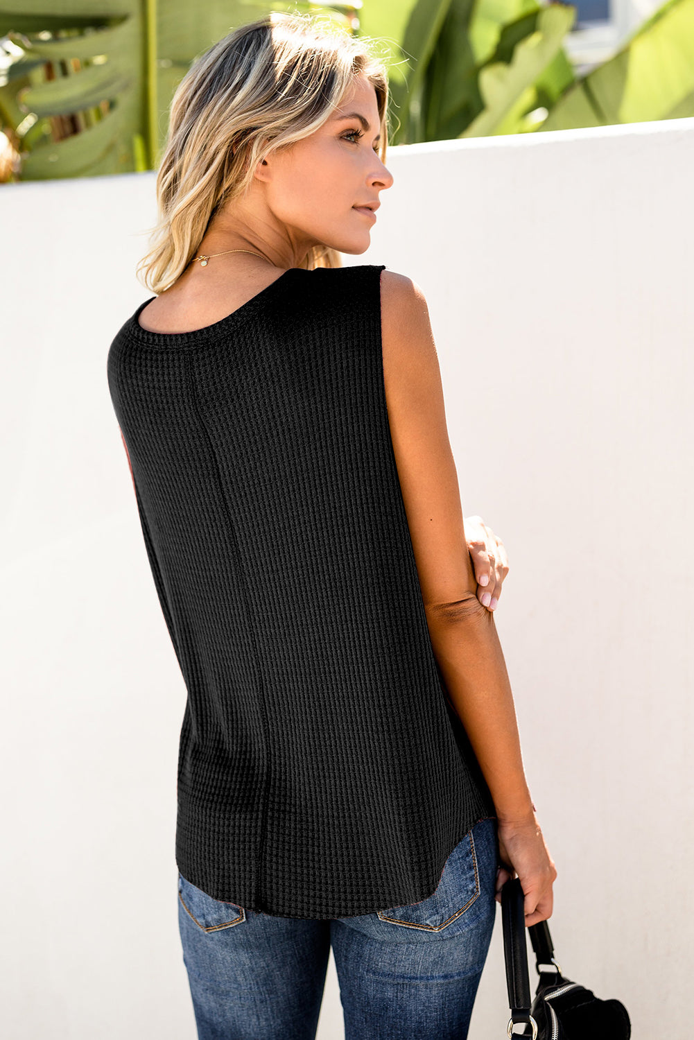 Crew Neck Waffle Tank Top | Black