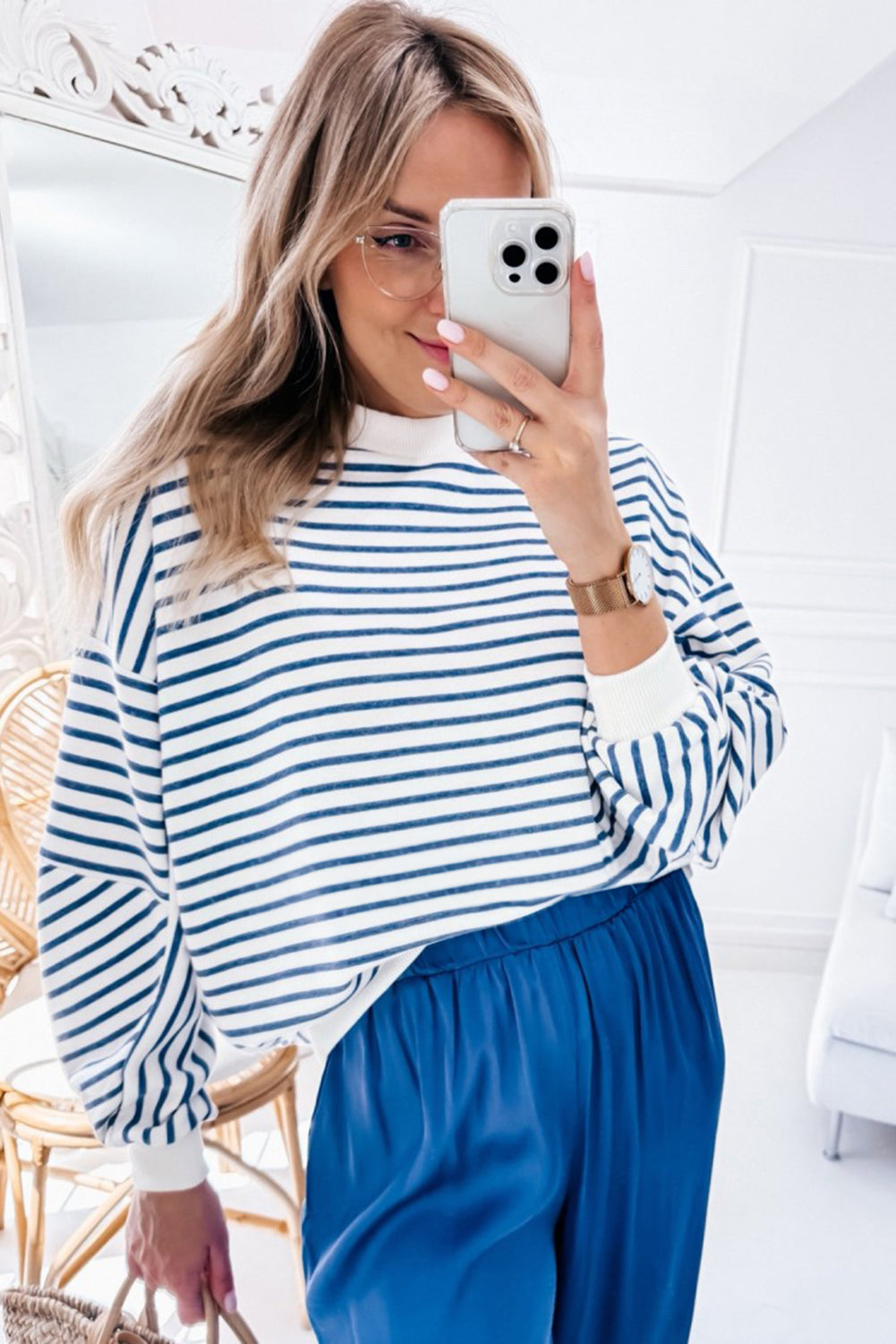 Drop Shoulder Crew Neck Loose Sweatshirt | Blue Stripe