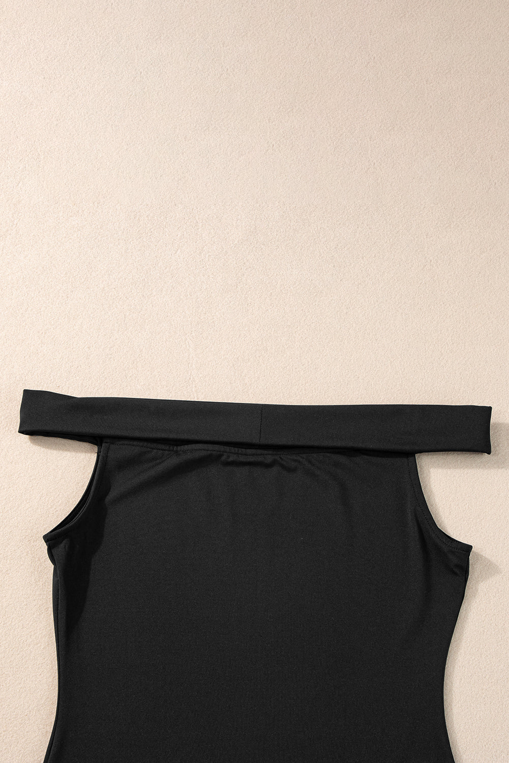 Folded Off Shoulder Slim Top | Black