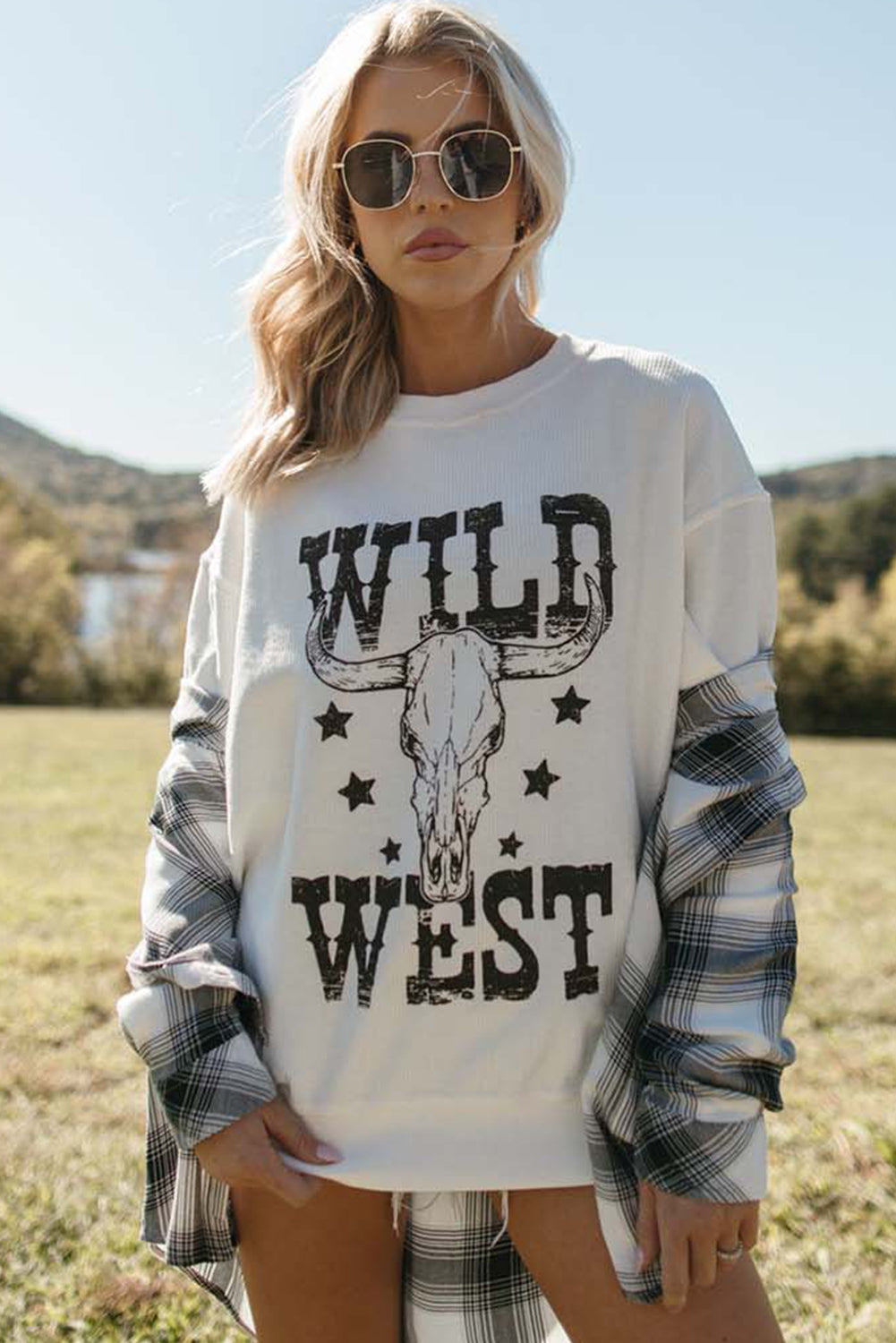 Wild West Steer Skull Graphic Ribbed Sweatshirt | White