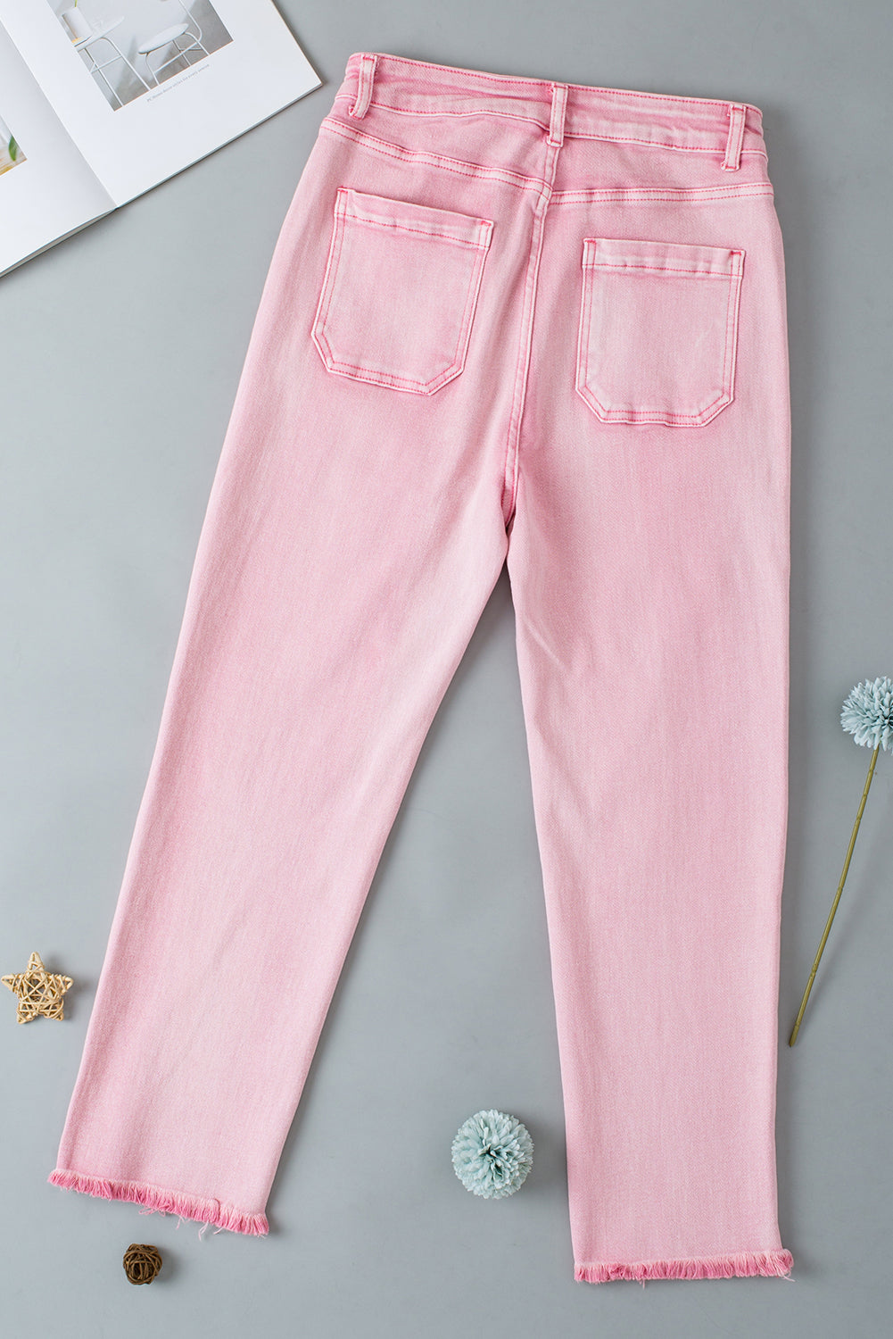 Multi Buttons Raw Edge Crop Jeans | Apricot Pink