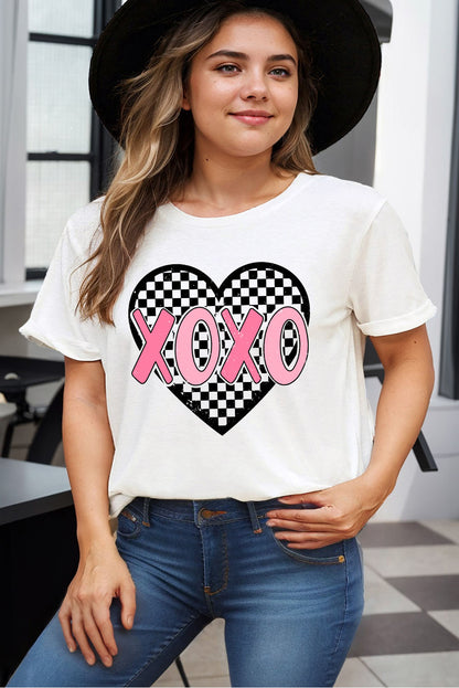 Xoxo Checkered Heart Printed Plus Size Valentines T Shirt | White