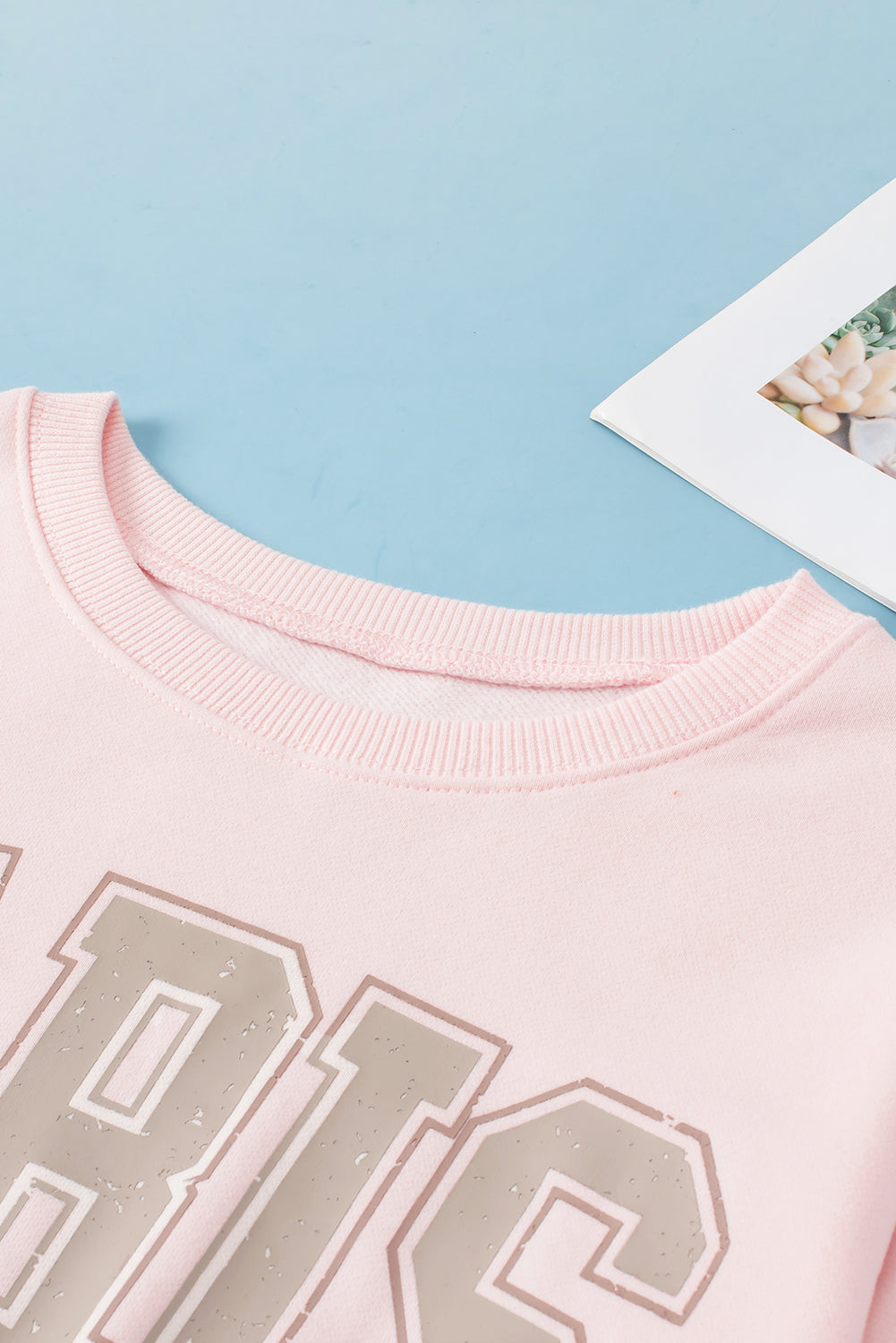 Pairs Graphic Oversized Sweatshirt | Pink