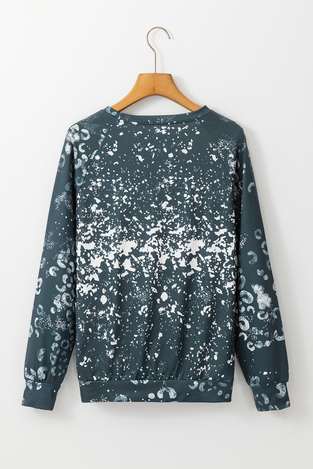 Leopard Bleached Raglan Sleeve Crewneck Sweatshirt | Blue