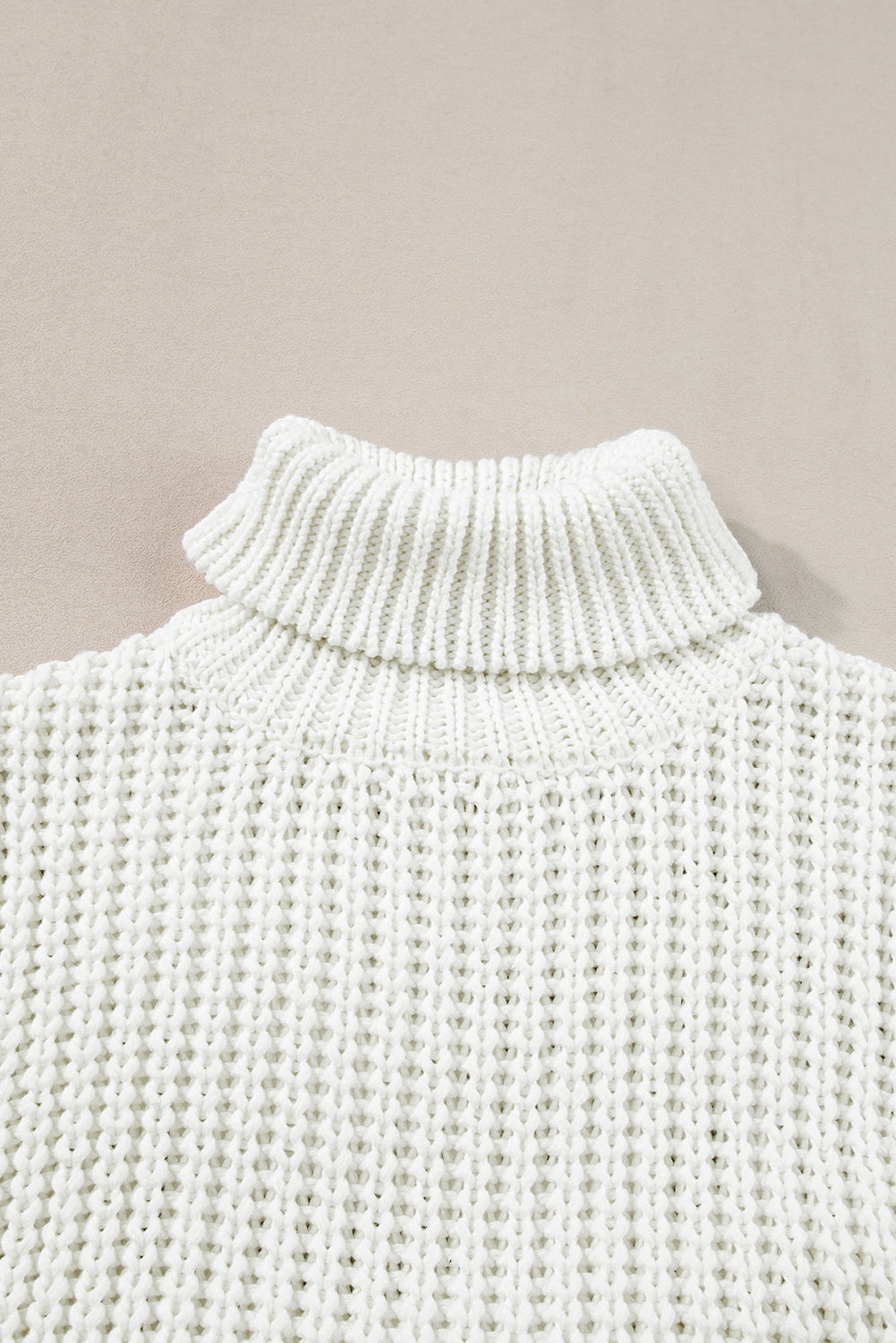 Turtleneck Knitted Slit Hem Sweater Vest | White