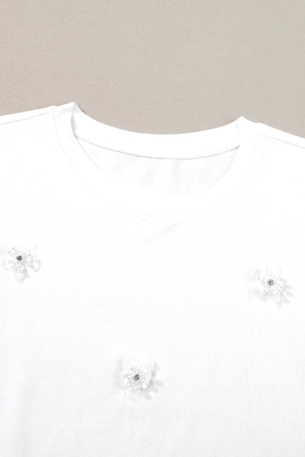 Flower Applique Round Neck T-Shirt | White