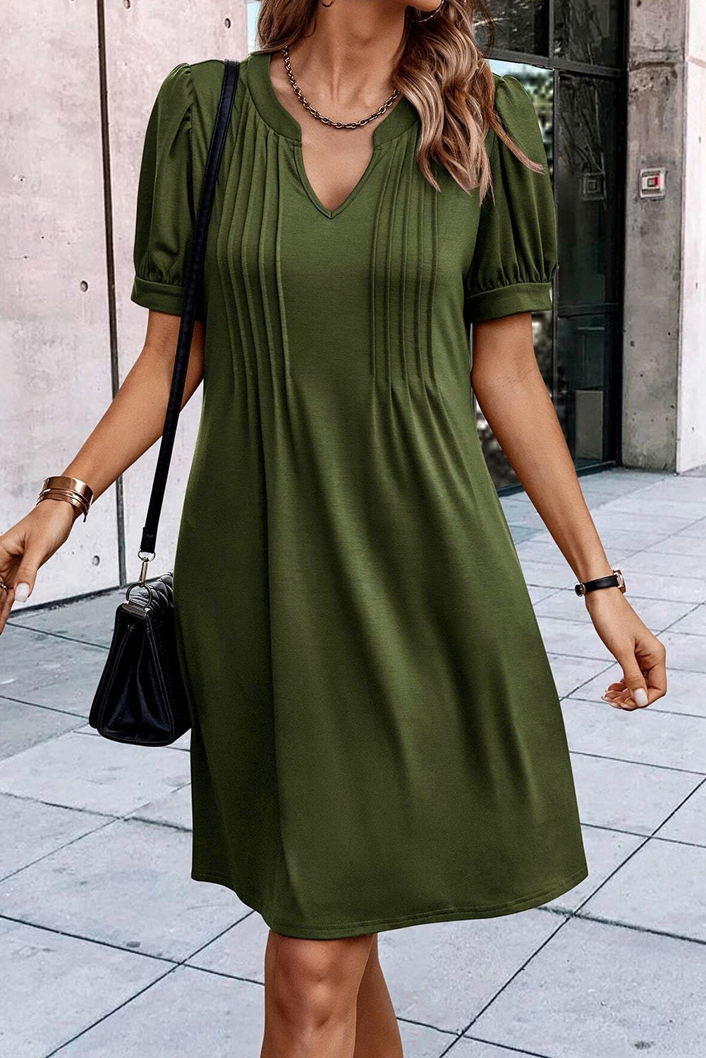 Notched Neck Pleated Puff Sleeve Shift T-Shirt Dress | Fern Green