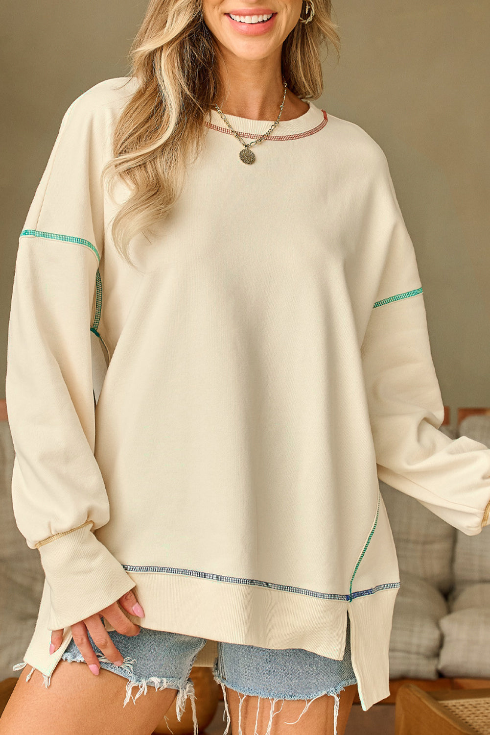 Contrast Stitching Split Baggy Sweatshirt | White