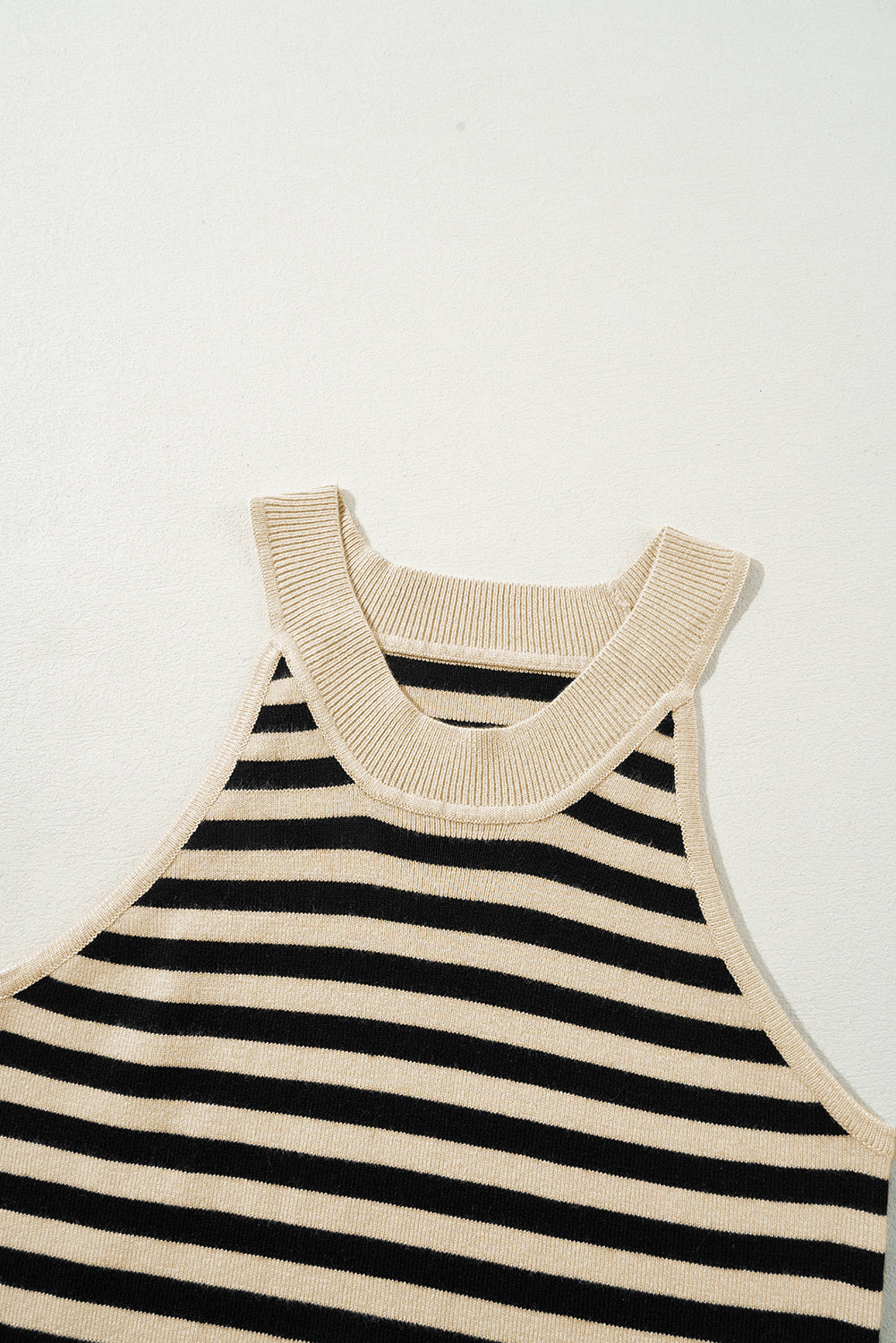 Crew Neck Slim Fit Sweater Vest | Black Stripe