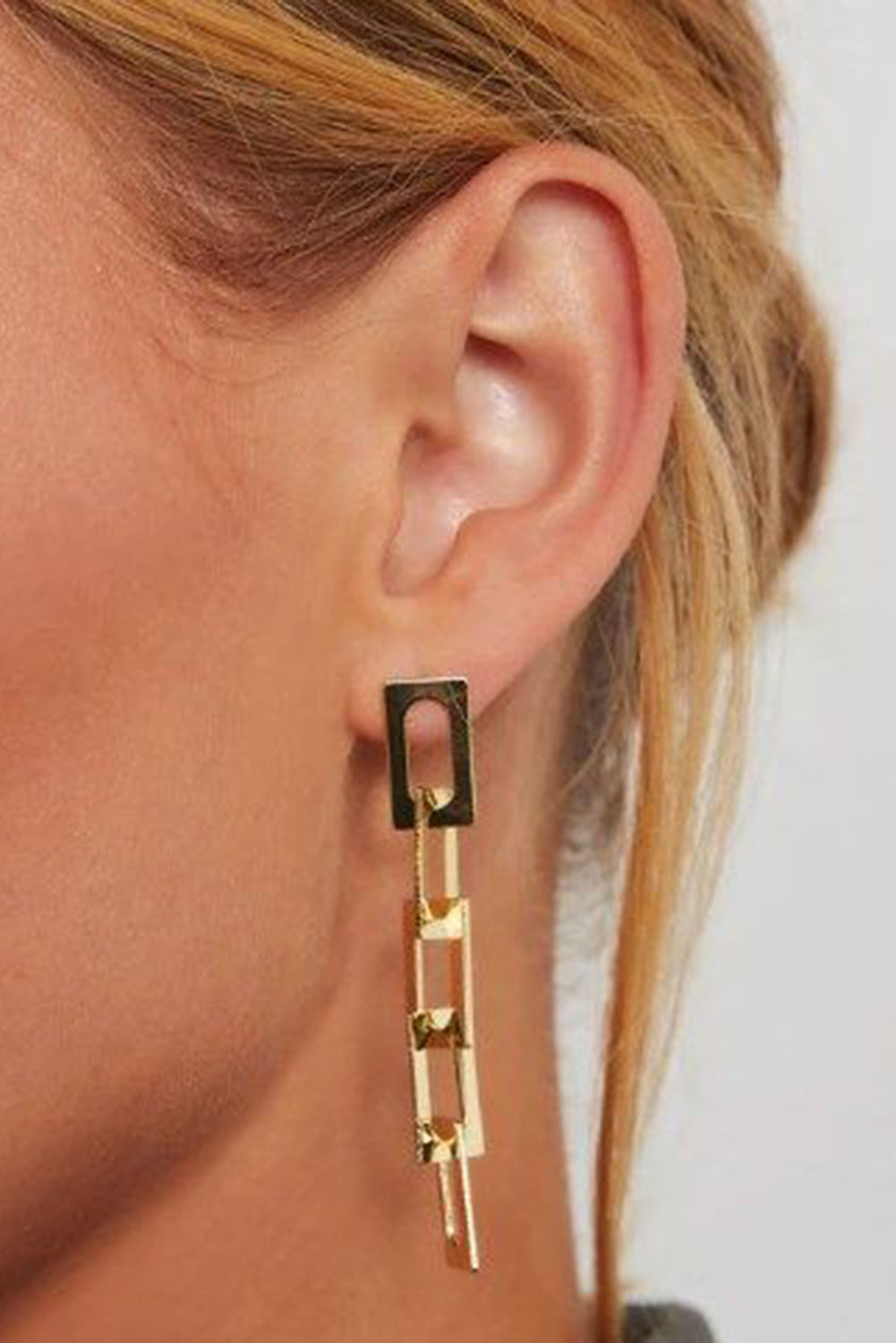 Chain Connect Alloy Dangle Earrings | Gold