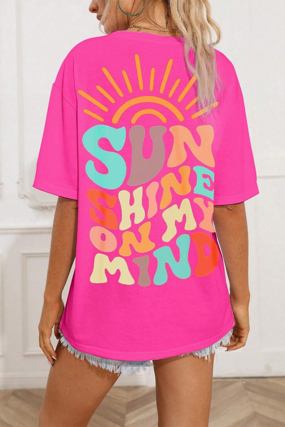 Sunshine On My Mind Graphic Tee | Bright Pink