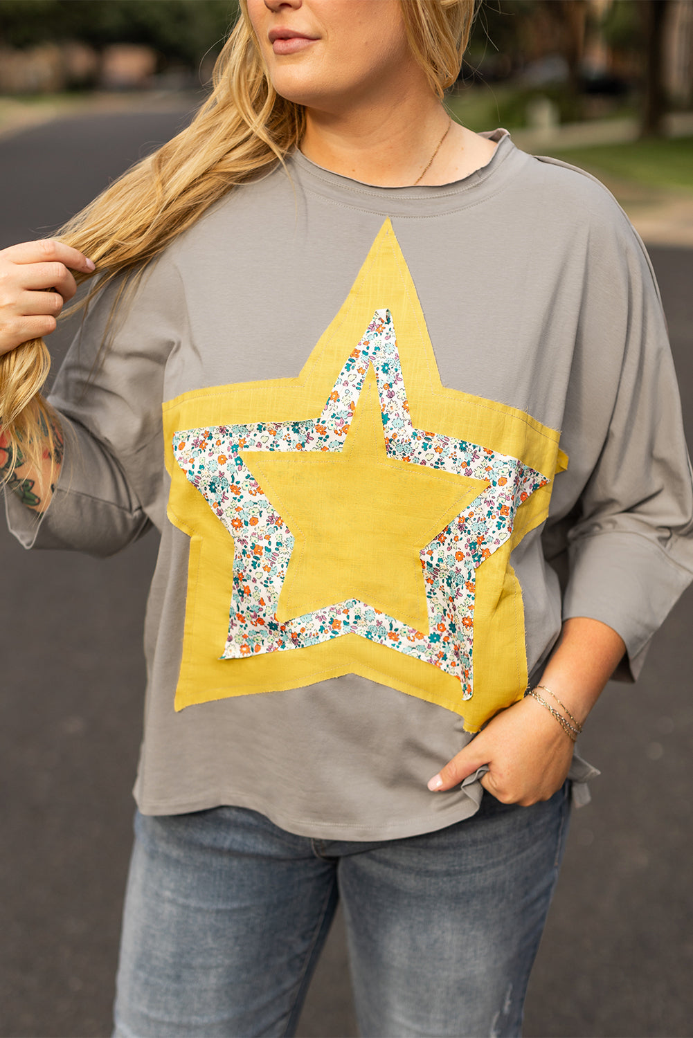 Floral Star Patched Pattern 3/4 Sleeve Plus Size Top | Medium Grey