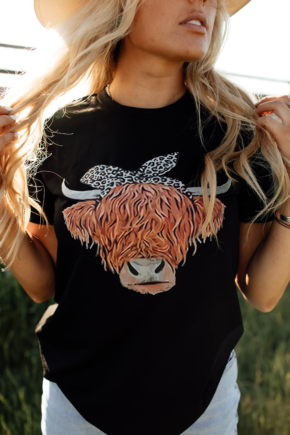 Western Cute Cow Head Printed Graphic Tee | Black