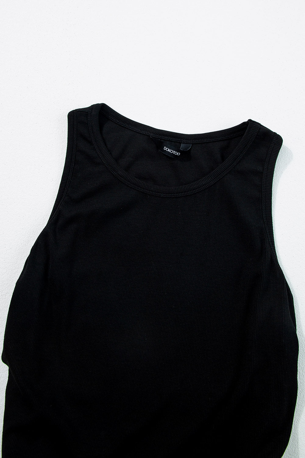 Plain Ruched Side Slim Tank Top | Black