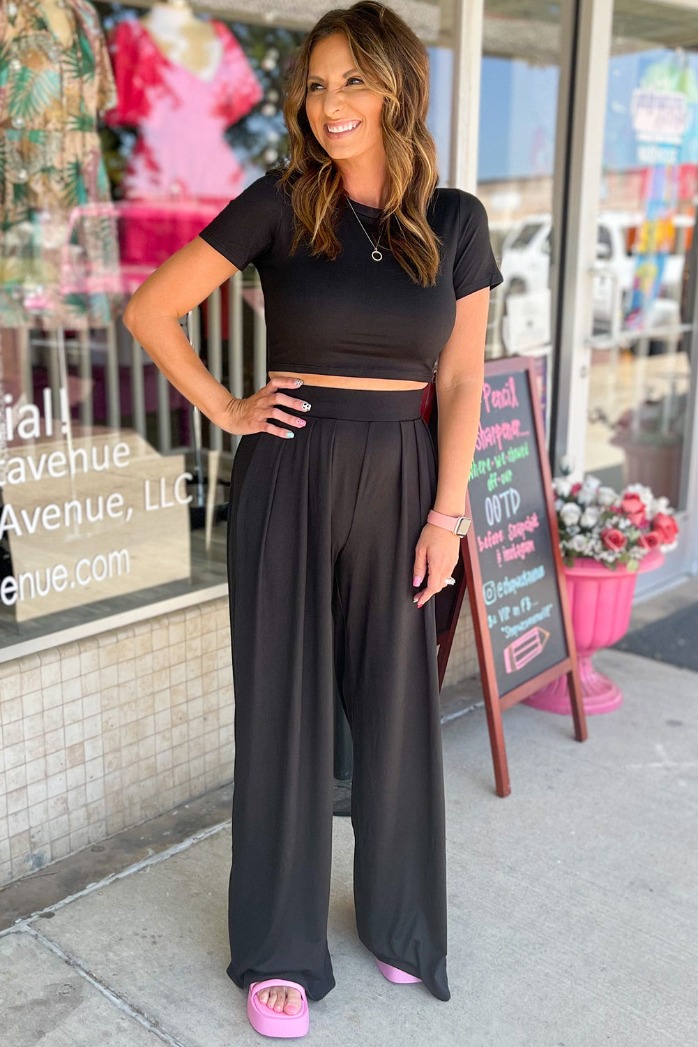 Slim Fit Crop Top And Pleated Wide Leg Pants Set | Black