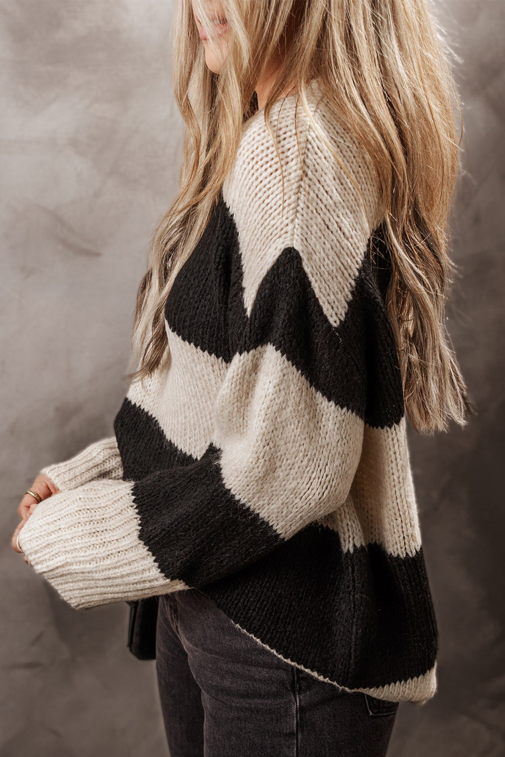 Colourblock Loose Pullover Sweater | Jet Stream