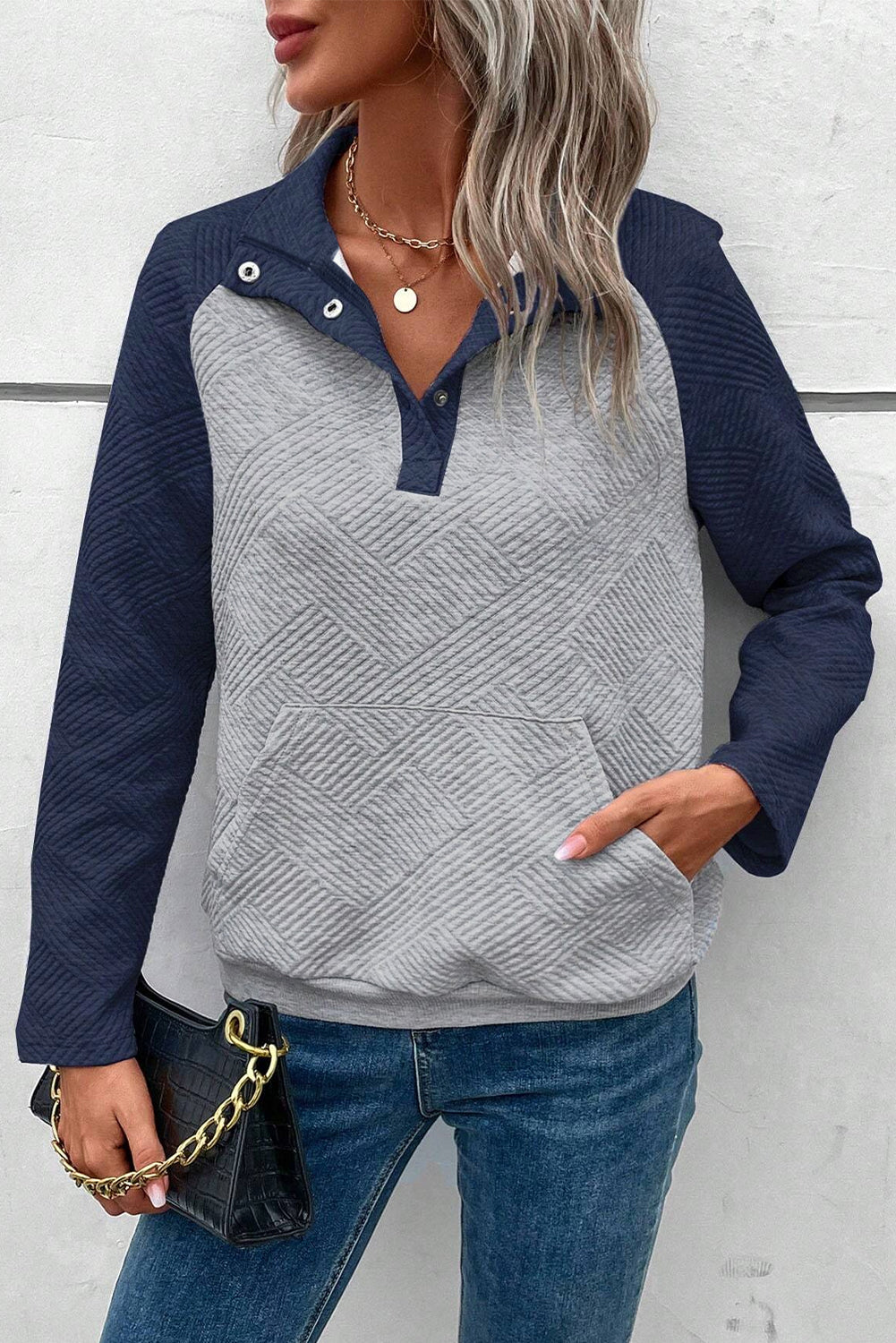 Textured Contrast Splicing Raglan Sleeve Top | Gray