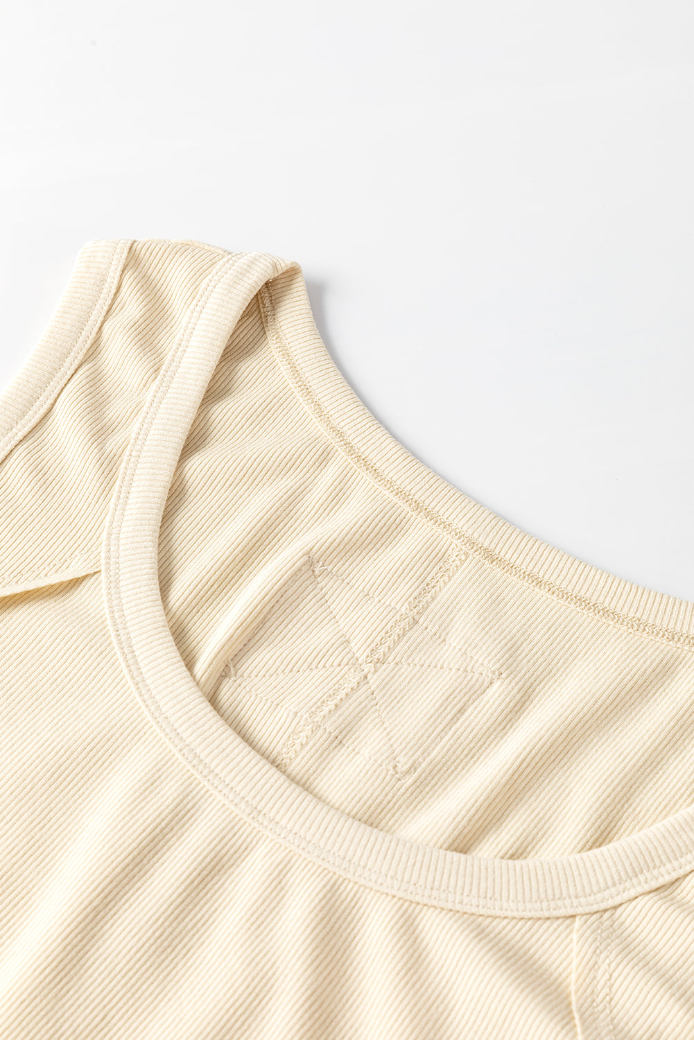 Ribbed Exposed Seam Cropped Tank Top | Beige