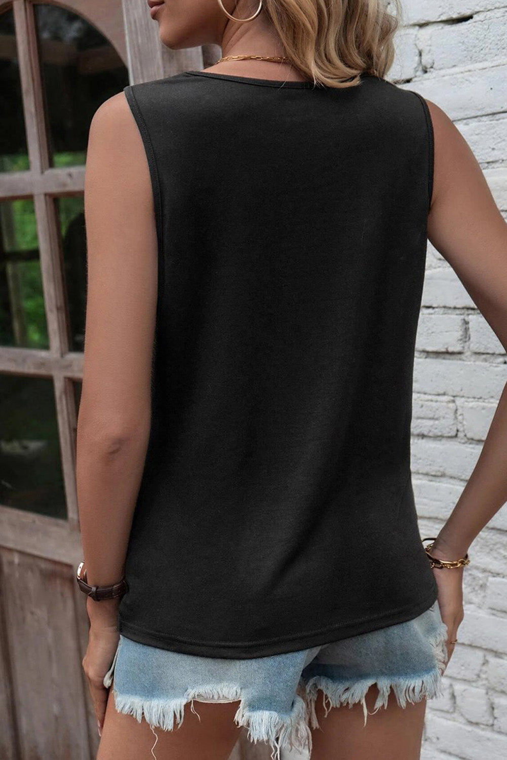 Laser Cut Slits Twist Front Tank Top | Black