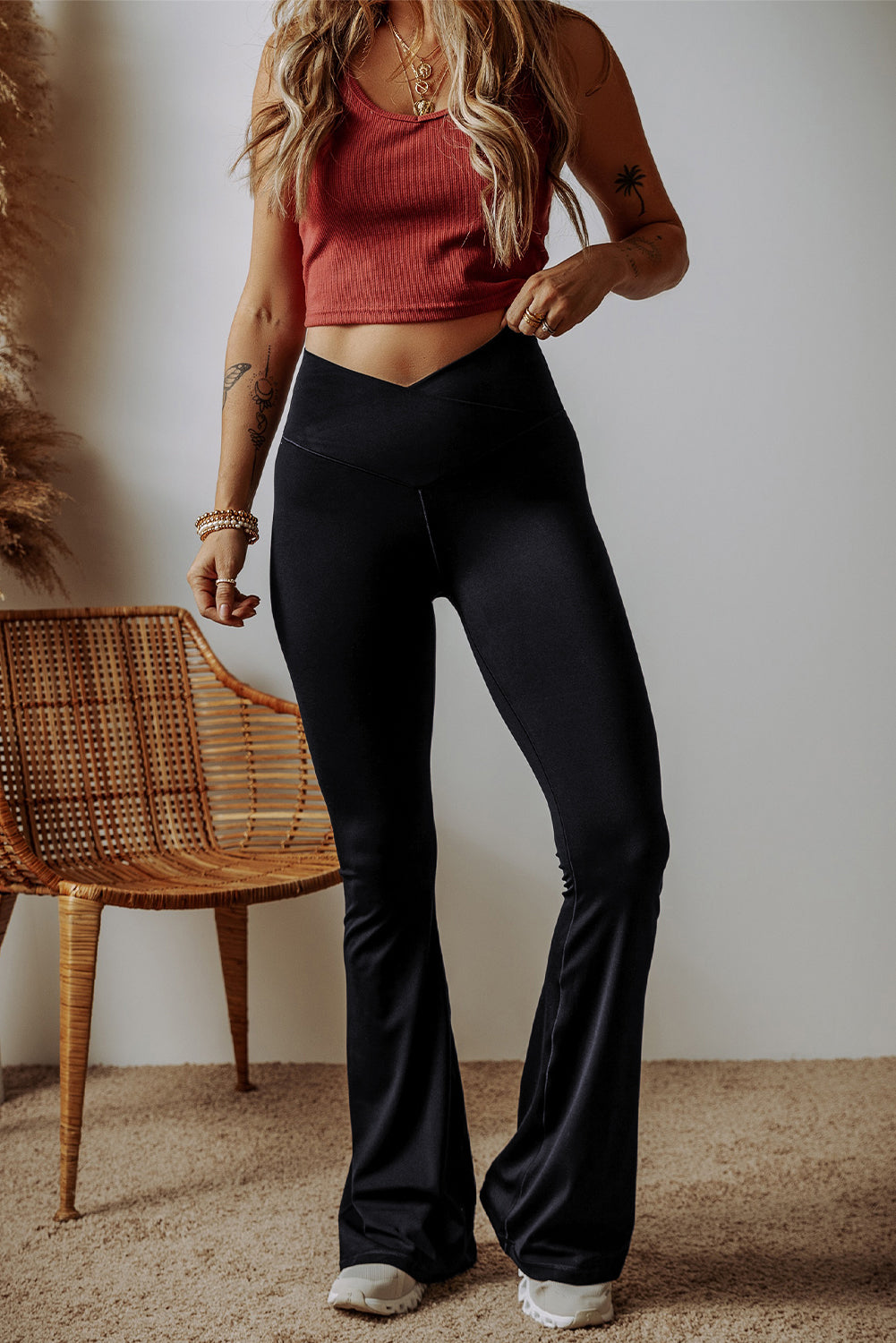 V Shape High Waist Flared Leggings | Black