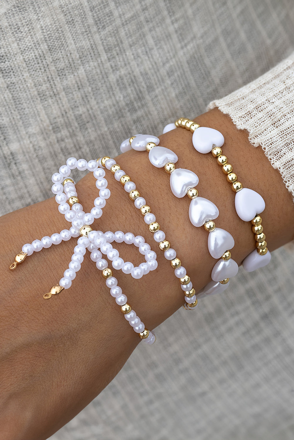 White Bow Knot Heart Shape Faux Pearl Beaded Bracelet Set