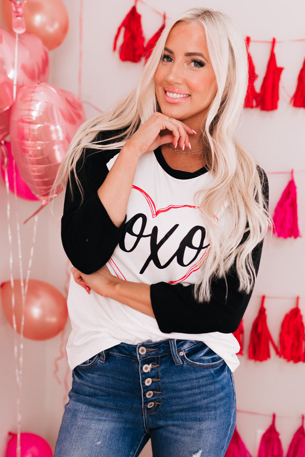 Xoxo Heart Graphic Contrast Long Sleeve Tee | Black