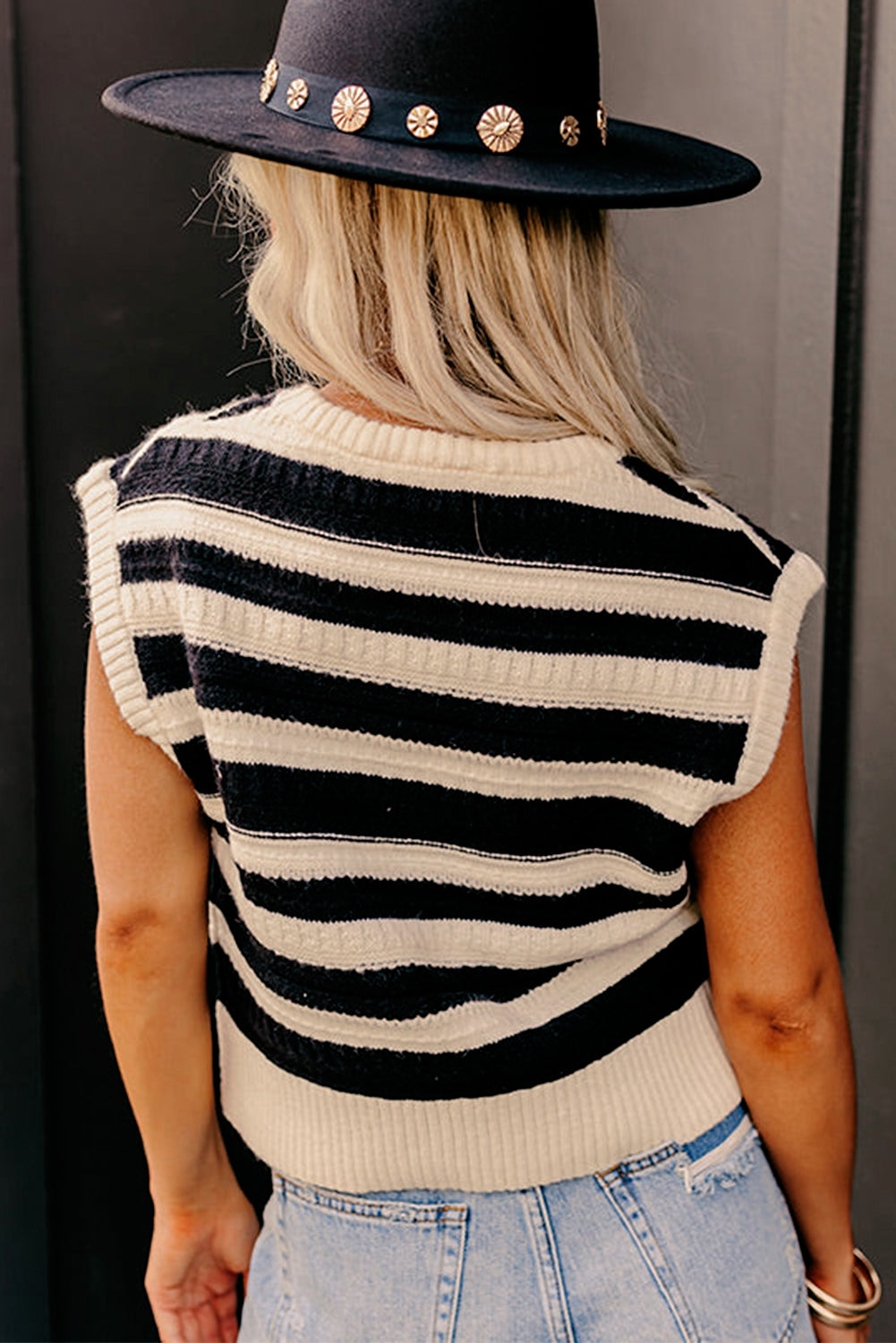 Ribbed Trim Knitted Sweater Vest | Black Stripe