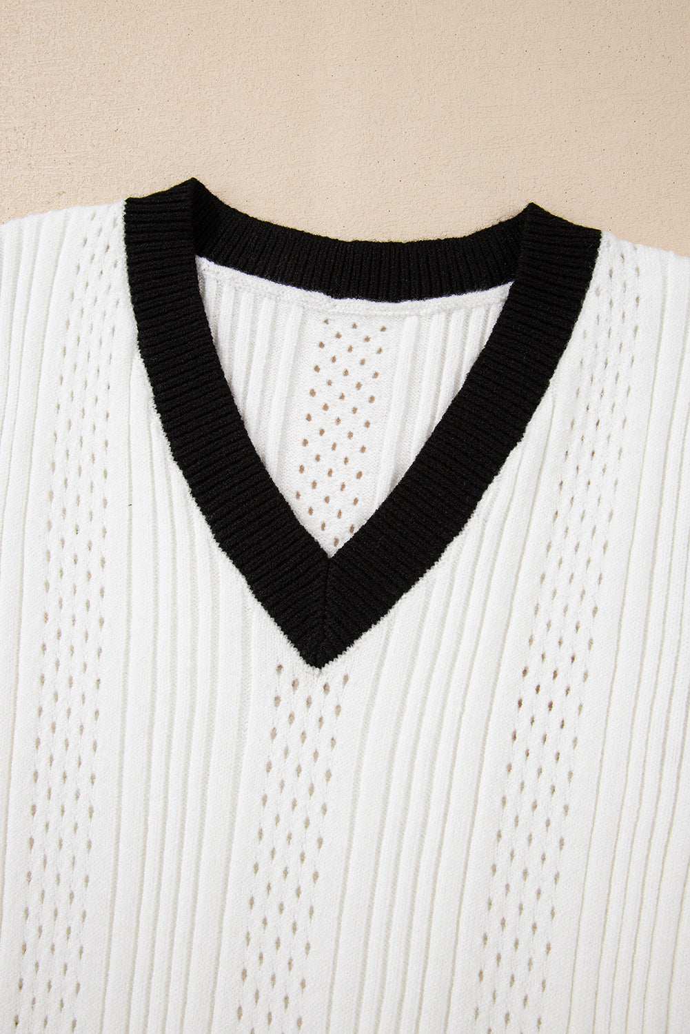 Contrast Trim Eyelet Knit Colourblock V Neck Sweater Vest | White