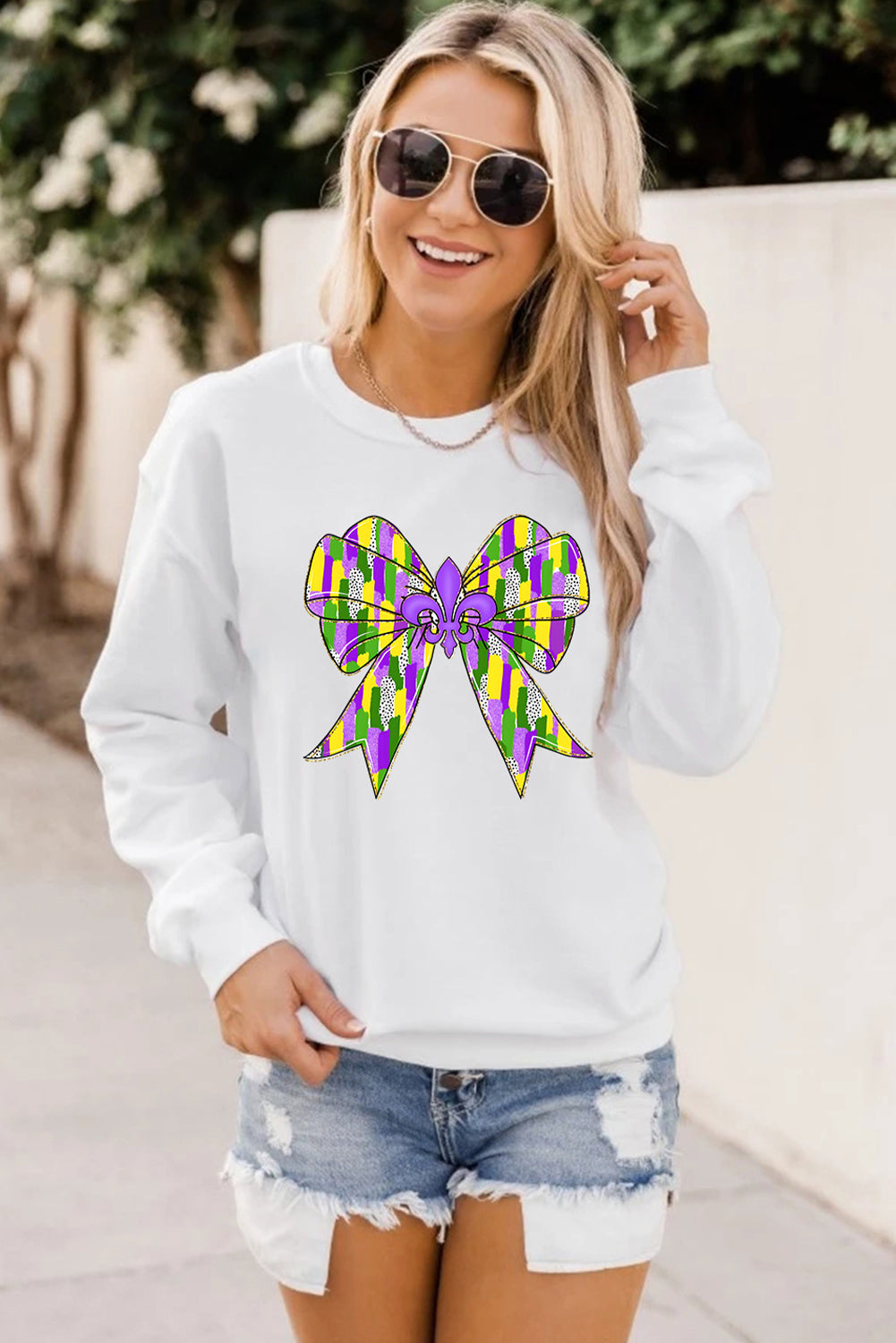 Mardi Gras Bowknot Graphic Pullover Sweatshirt | White