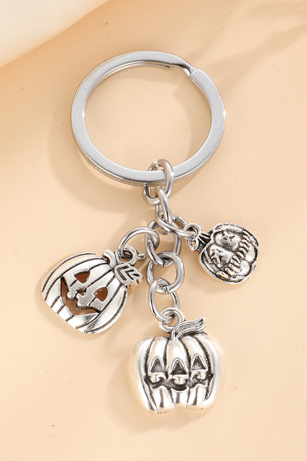 Halloween Pumpkin Face Alloy Keychain | Silvery