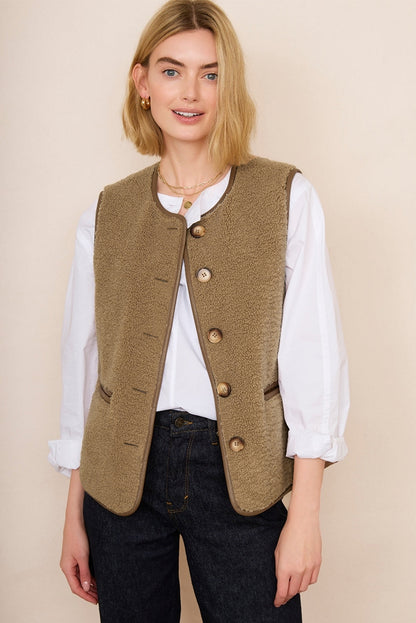 Leather Contrast Side Pockets Buttoned Fleece Vest | Camel