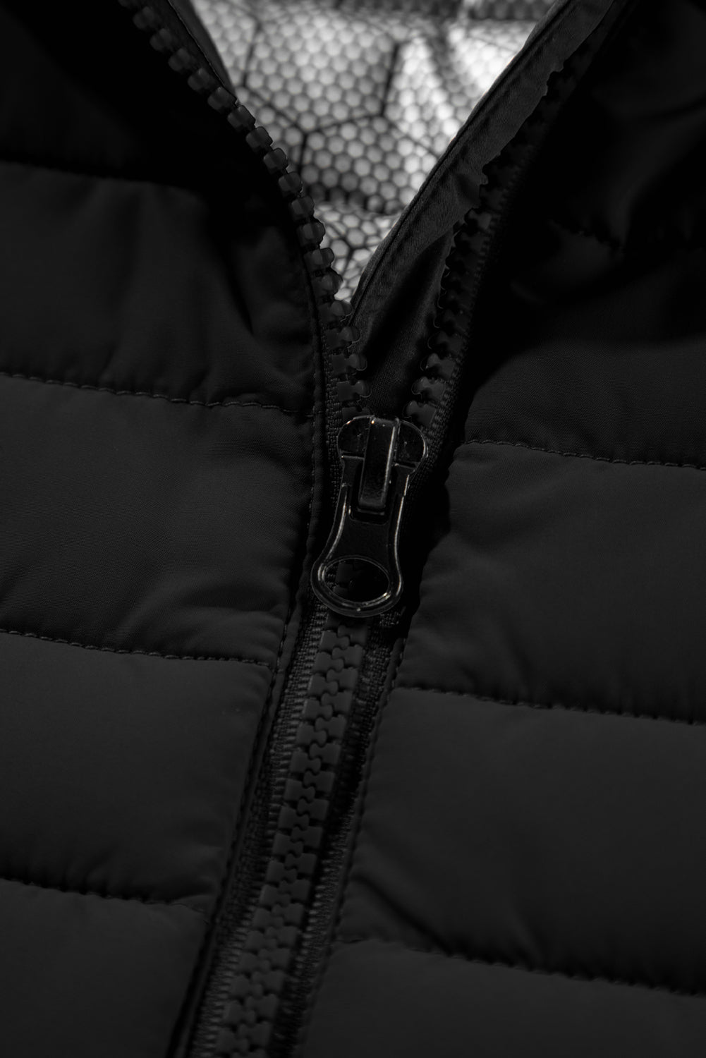 Plush Collared Quilted Zipped Puffer Vest | Black